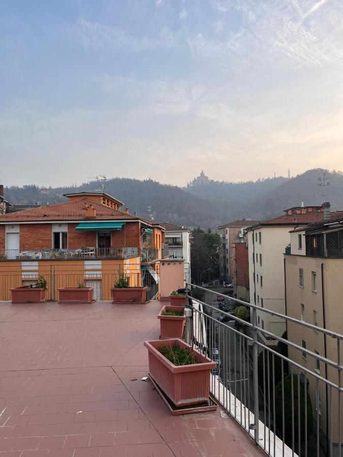 Camere In Appartamento Condiviso Vista San Luca Bolonha Exterior foto