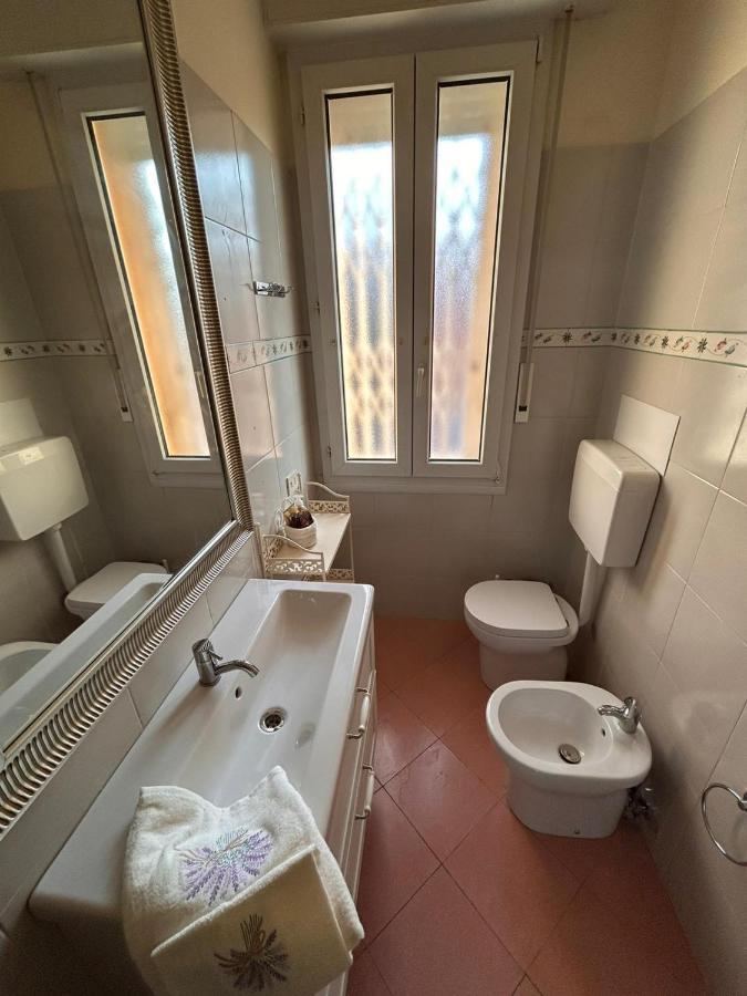 Camere In Appartamento Condiviso Vista San Luca Bolonha Exterior foto