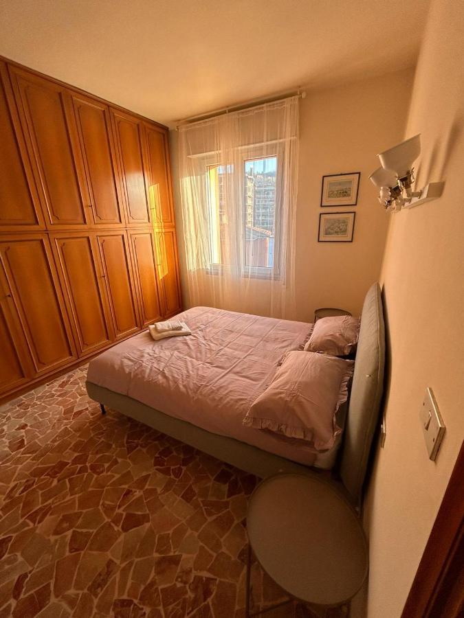 Camere In Appartamento Condiviso Vista San Luca Bolonha Exterior foto